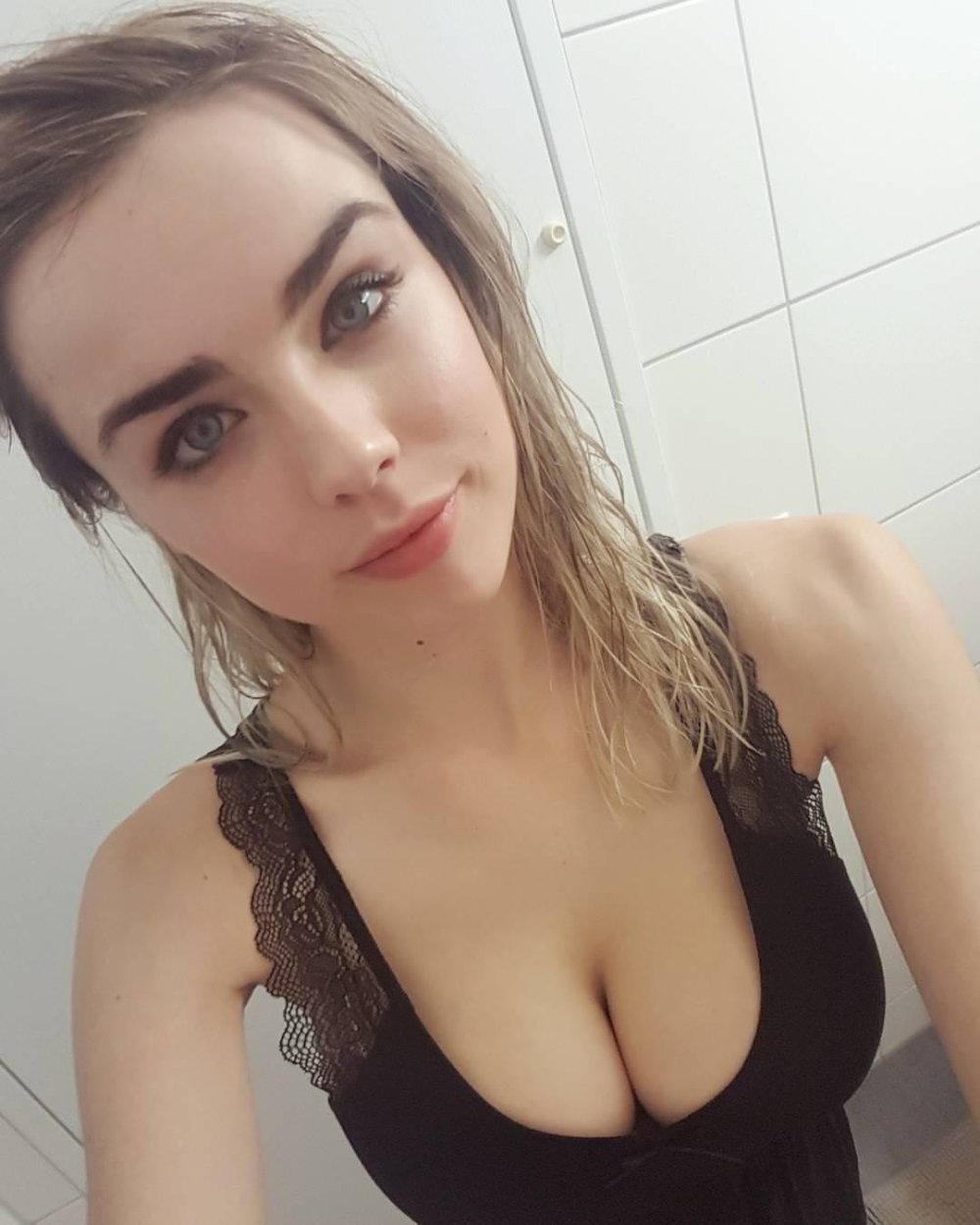 Anna Katarina Anna Katharina 18