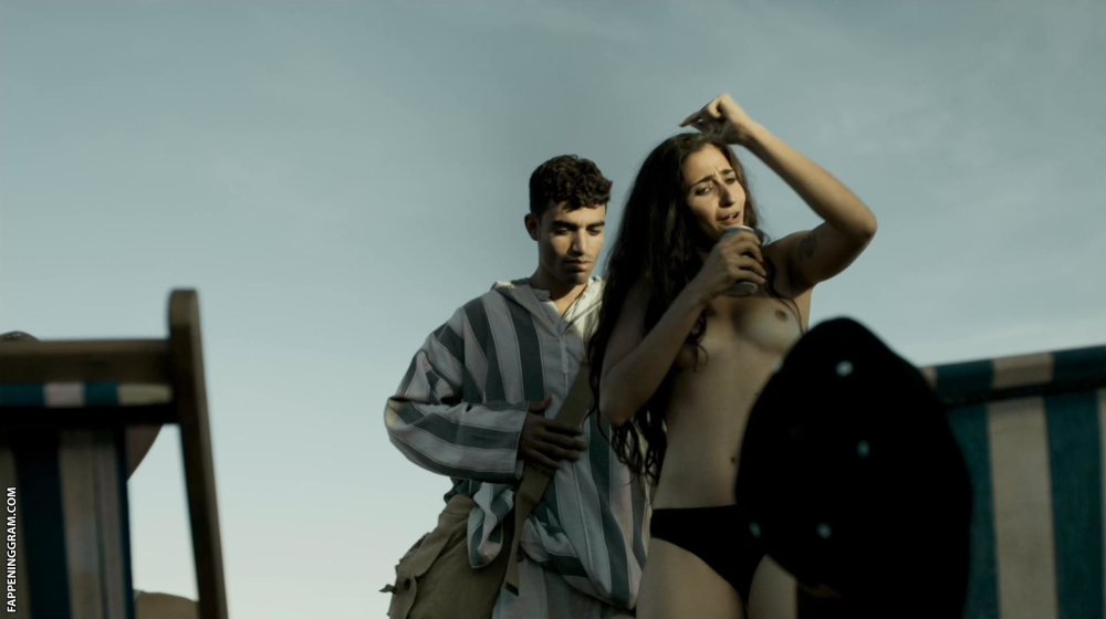 The series of visual a nudity