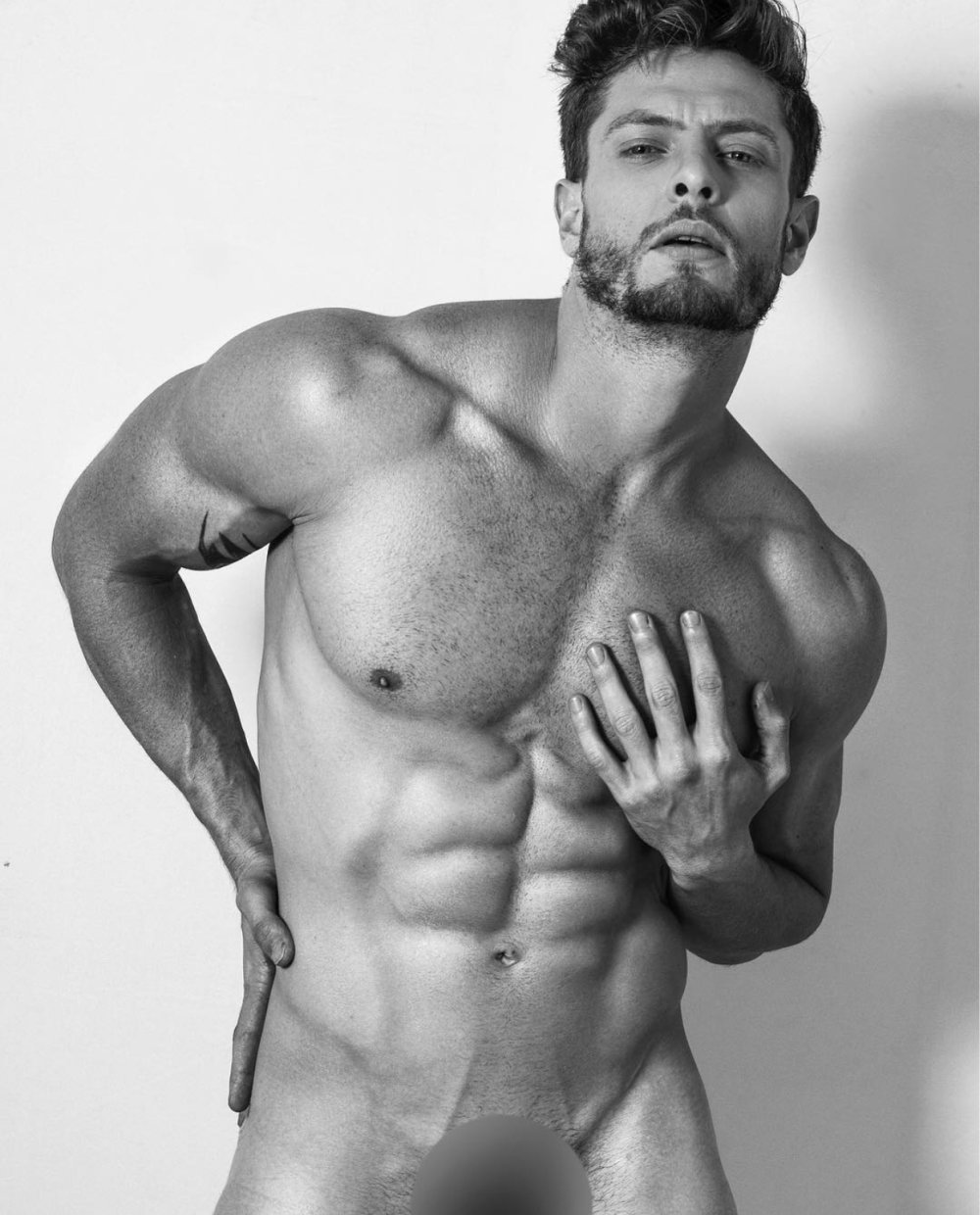 Eduardo Norieg Torsos