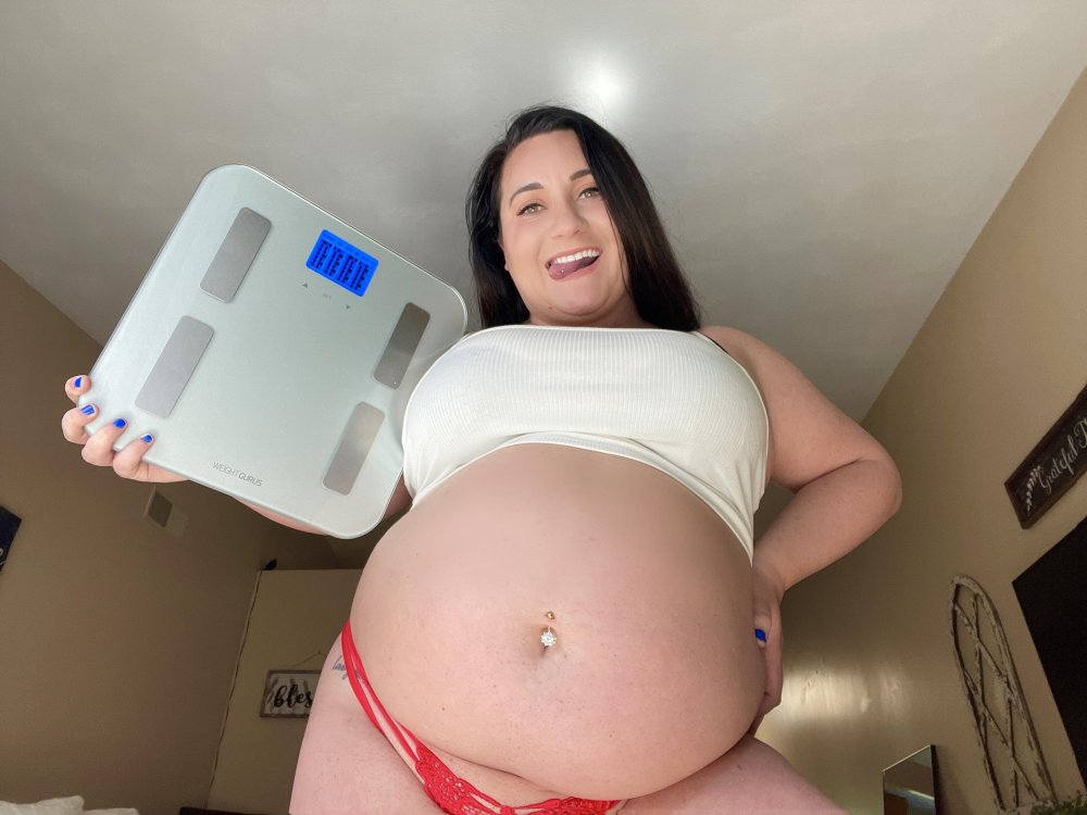 Very young girls Chubby Belly