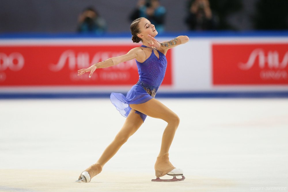 Anya Shcherbakova skater