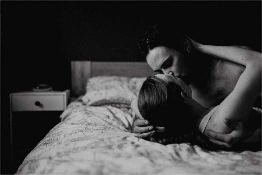 Photo session boudoir for a couple