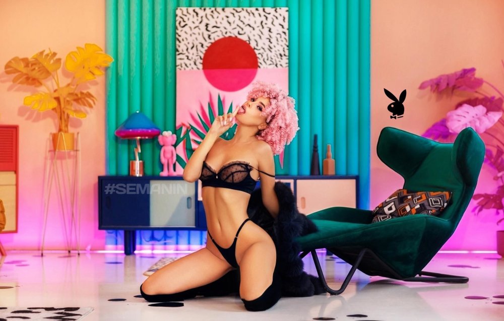 Elizabeth Weiss playboy