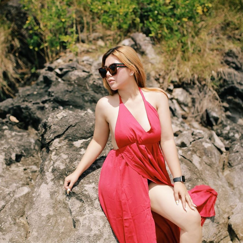 Gorgeous Big Renna Ryann