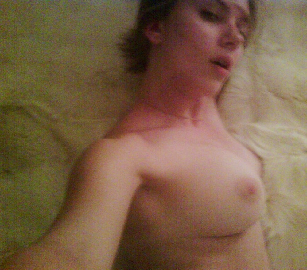 Scarlett Johansson Naked