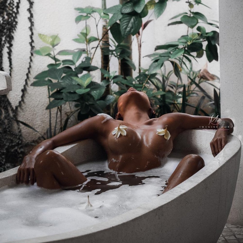 Hait Hakim Porn actress