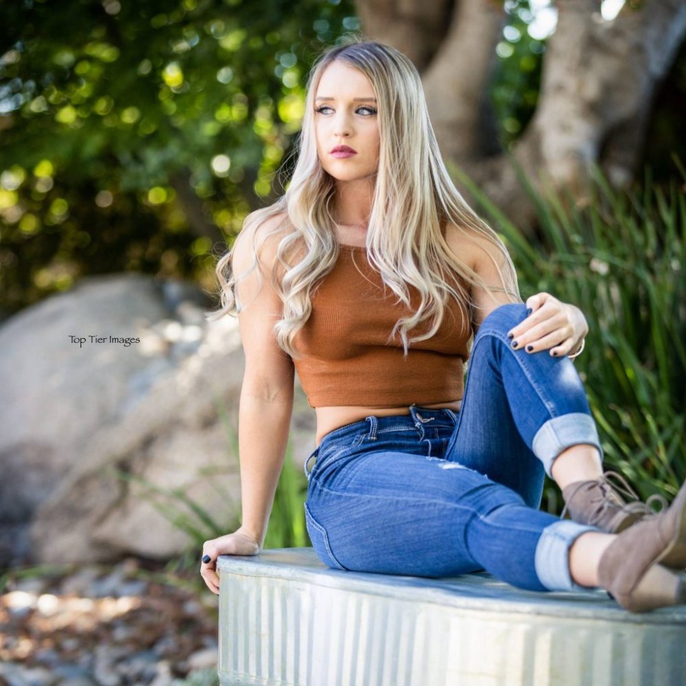 Briana Fitness Model Naked
