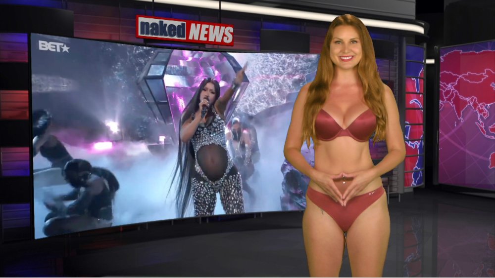 Naked News Victoria Sinclair