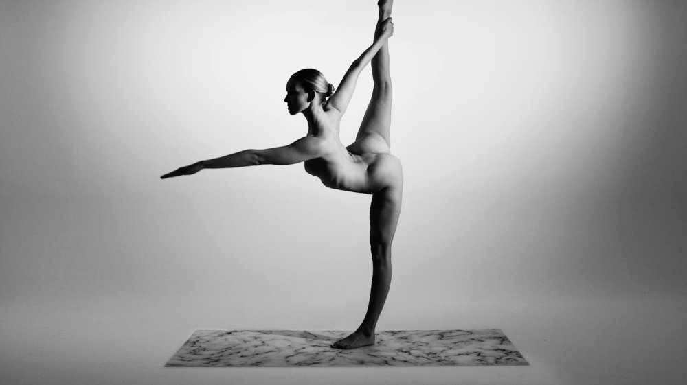 Lauren Rudik Naked Yoga