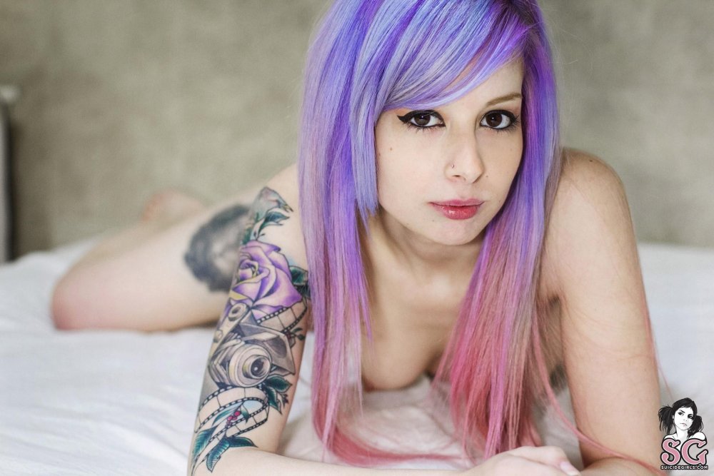 Lavia suisade naked photos