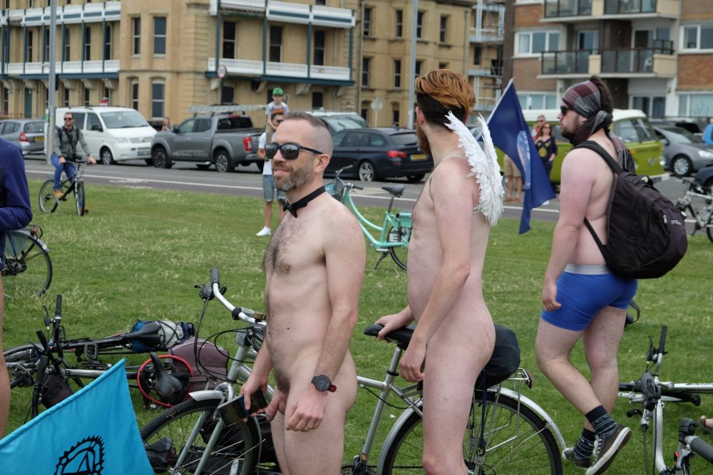 Big Tits & Sunglasses Naked Brighton 2017 World