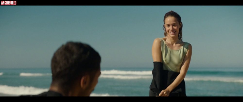 Charlotte Gabris is hot