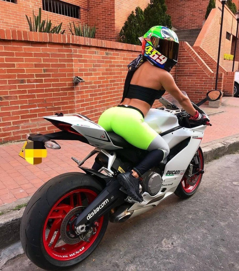 Moto and girls wallpaper