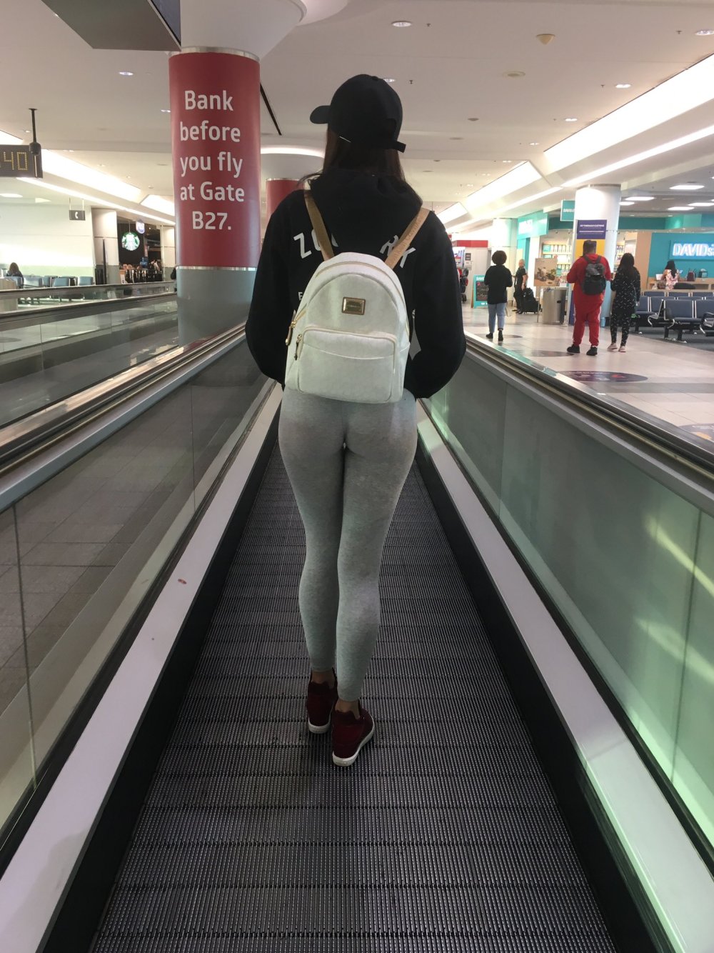 Marley Brinx Lana Roads