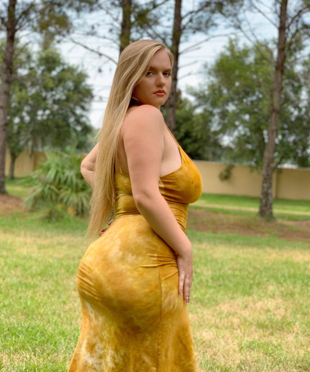 Angelica Maria Hot
