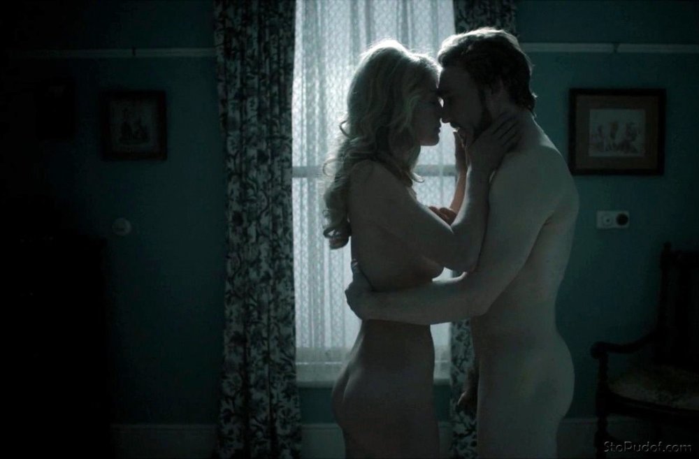 Rosamund Payk Topless