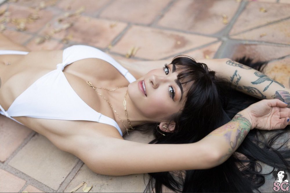 Aurralee in Rindrop Blue by Suicide Girls