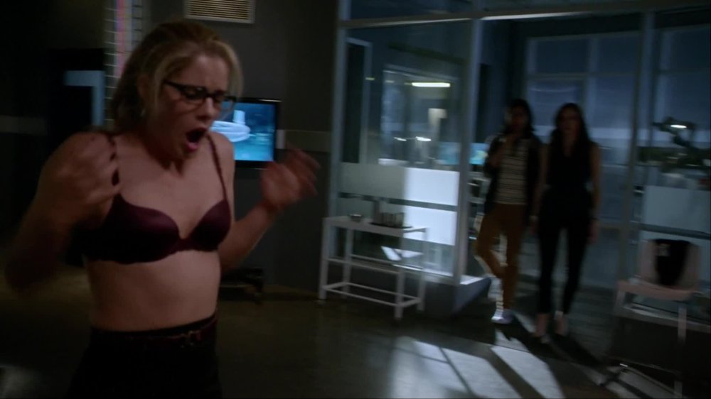 Emily Bett Ricards Hot