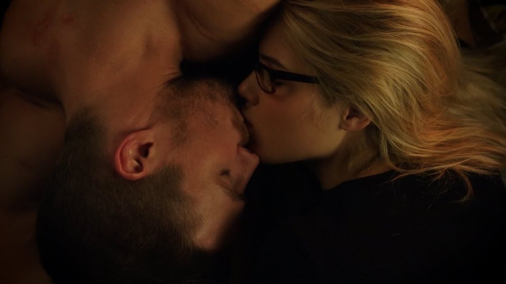 Green arrow Felicity Smoke