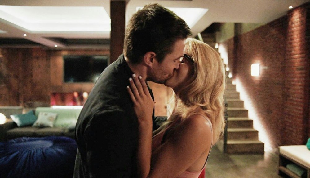 Emily Bett Ricards Pop