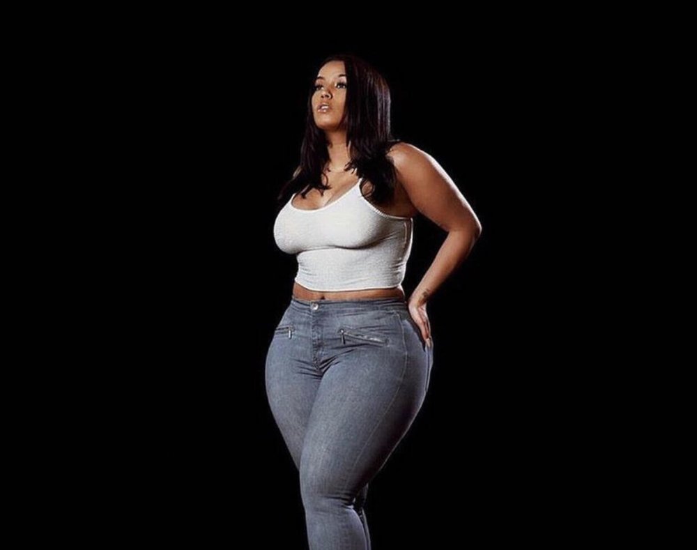 Skylar Curvage