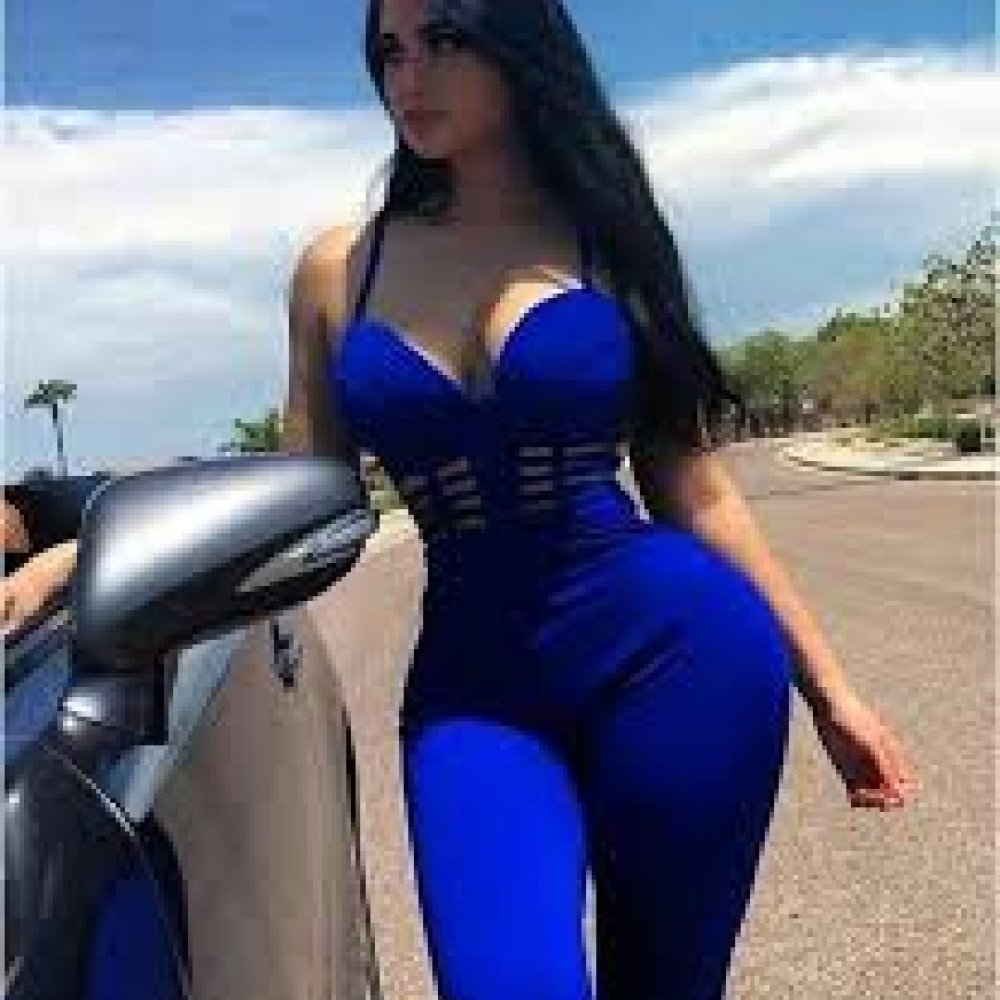 Jailyne OJeda+18