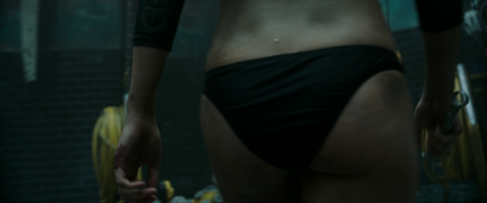 Kristen Stewart 2020 under water
