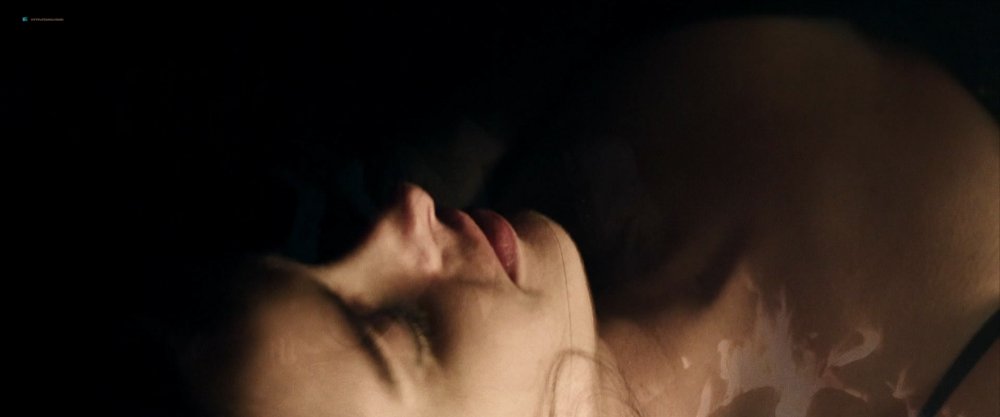 Kristen Ritter bed scene