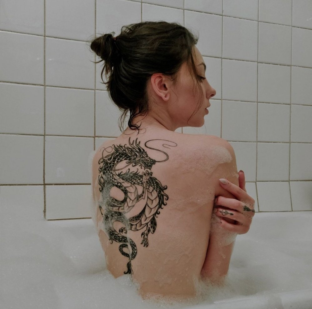 Lilith Cavaliere photo