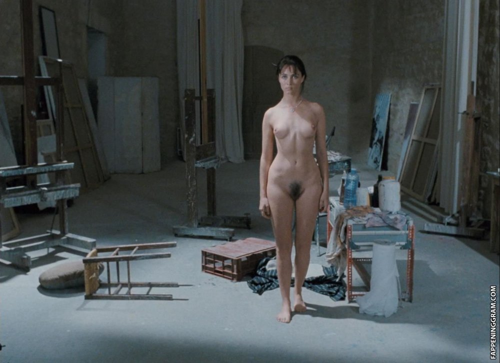 Naked girls in full height