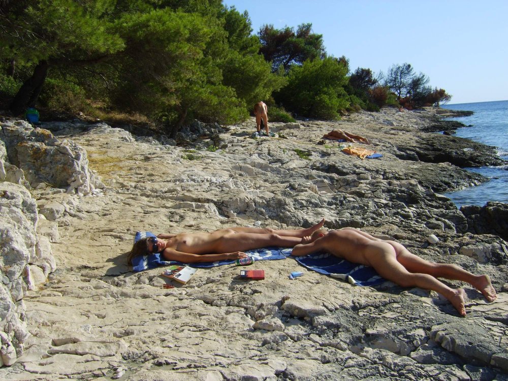 XXX ASSEBUSHYAZHYAZHYAZHEVASHYASHYANENS NUDE PUSSY IDNES NAKED