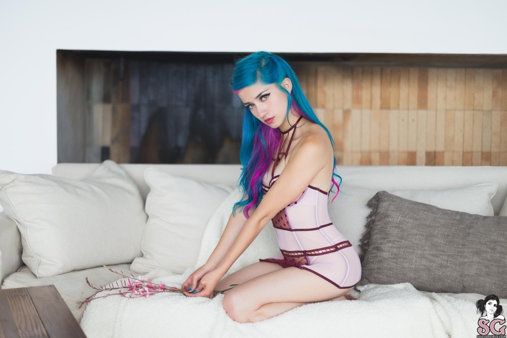 Suicidegirls kuroha