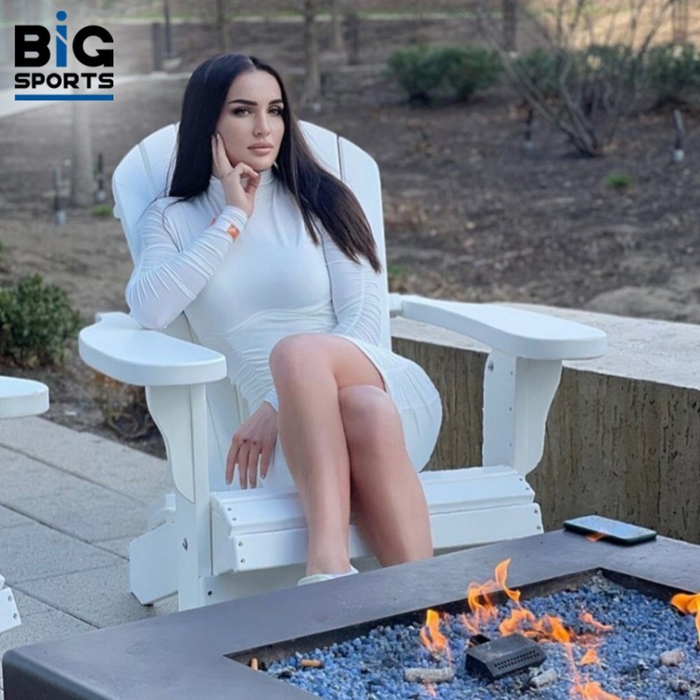 Diana Avsaragova is hot