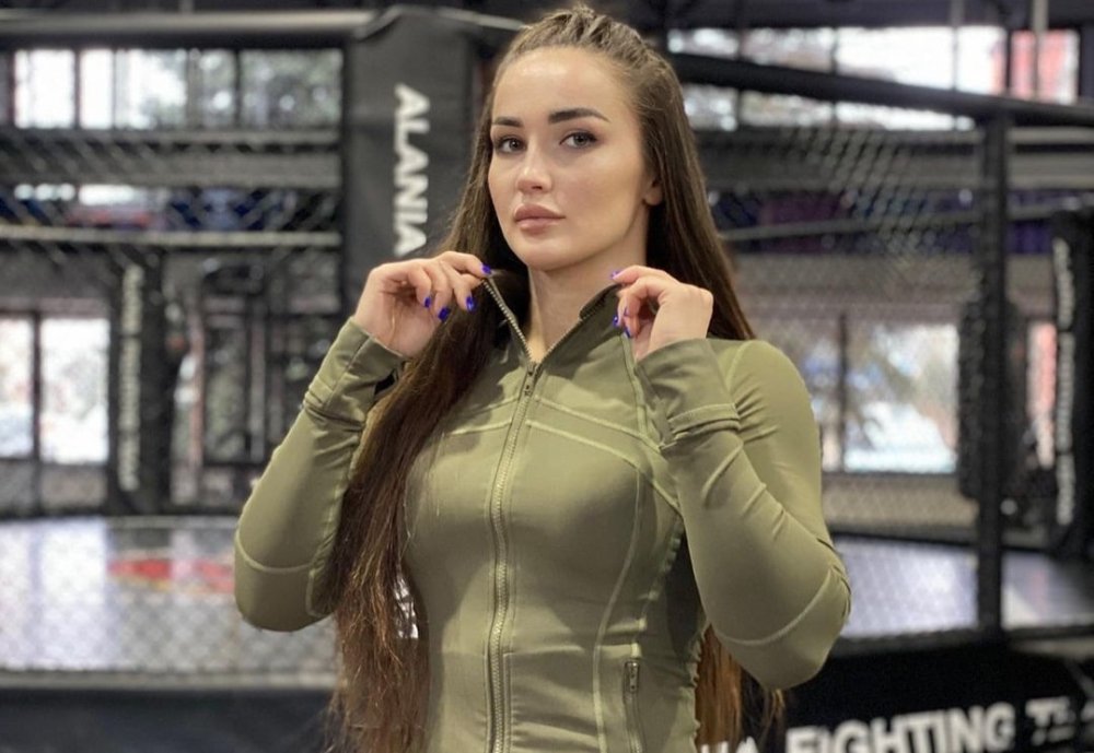 (Mma) Diana Avsaragova