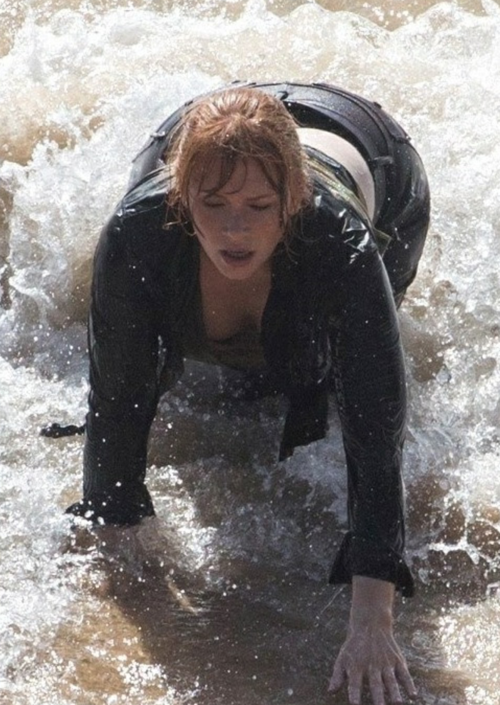 Bryce Howard on the beach
