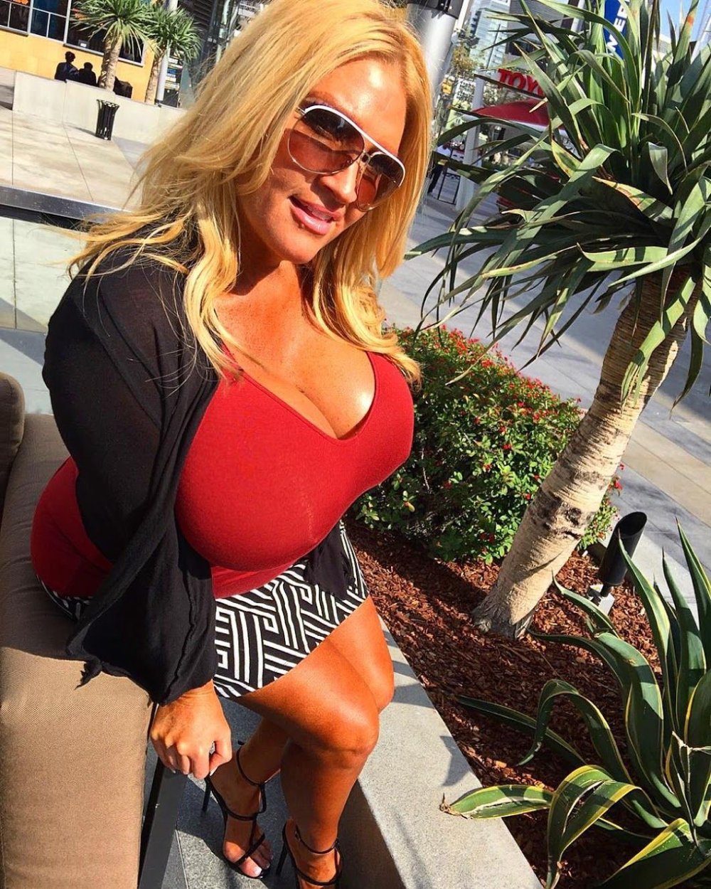 Allegra Cole