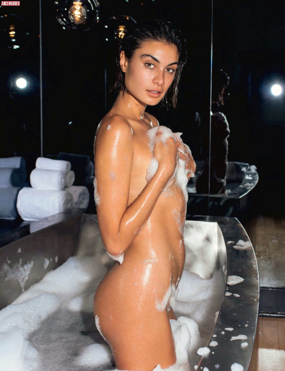 Model Transgender Ines Rau Naked