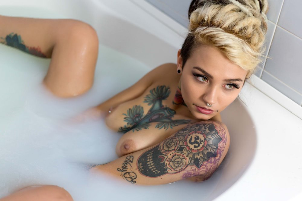 Fishball_sg Naked