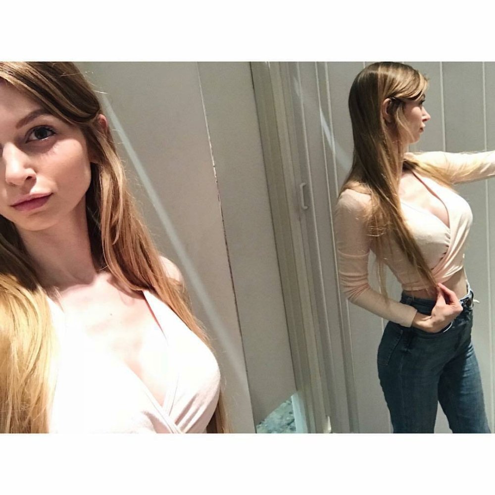Selfies dressed beautiful beautiful