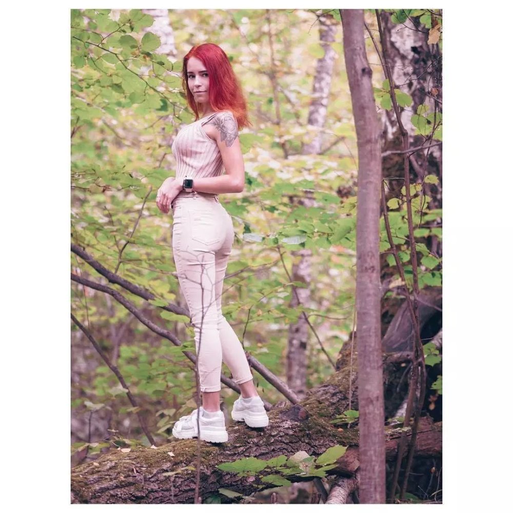 Tinna Angel model