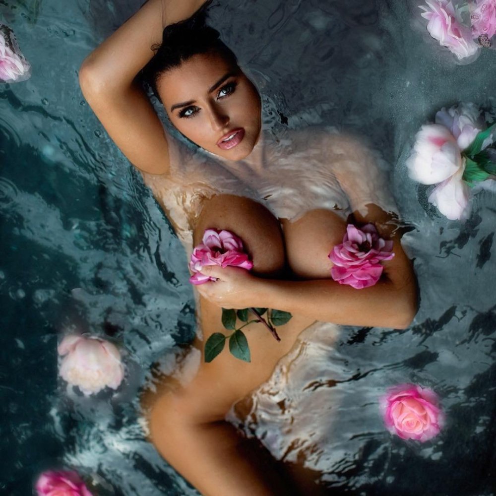 Demi Rose Abigail Rechford 18