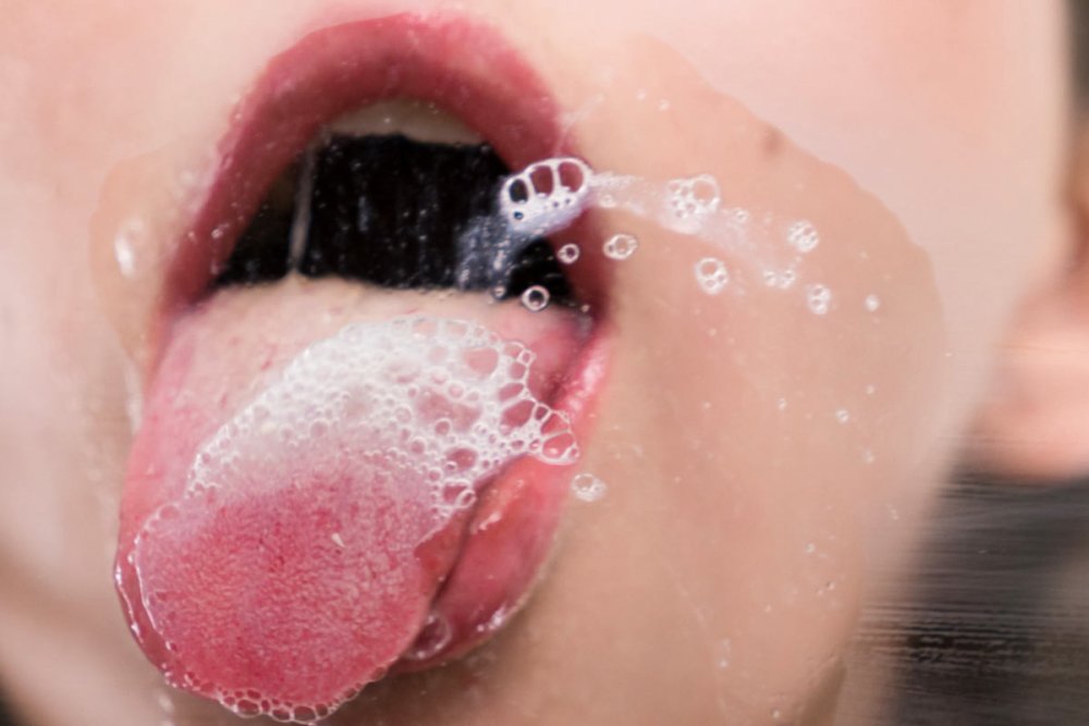 Clothed Female Jay Dee Receiving Mouthful of Septer Blowjob