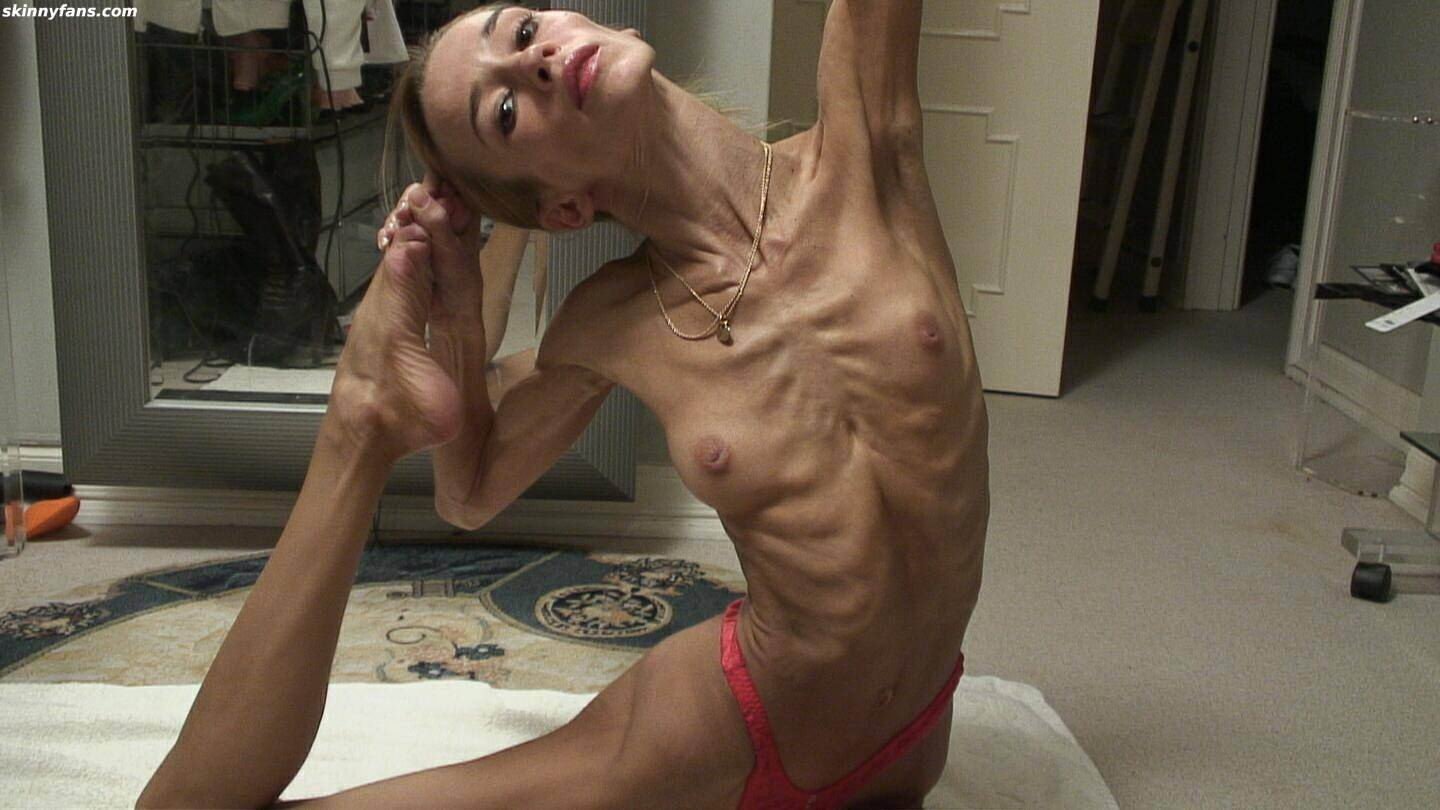 Naked anorexic porn 77 photos.