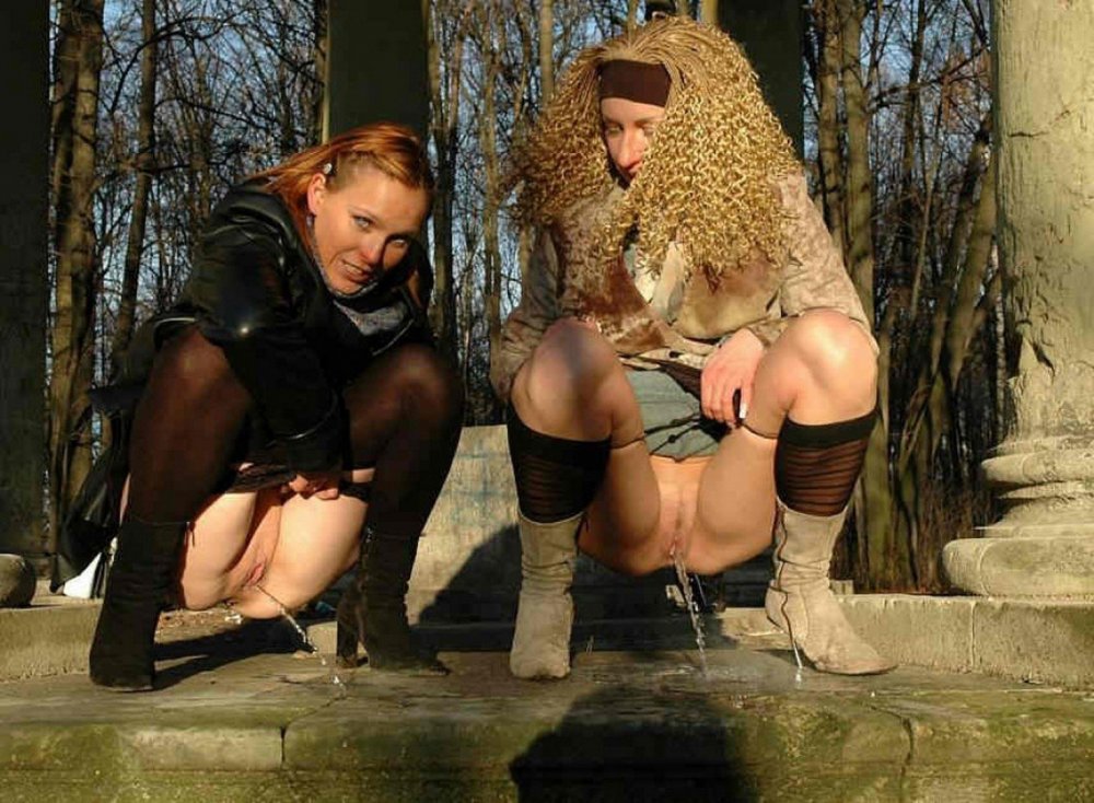 Pissing beautiful girls