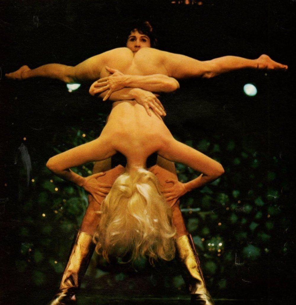 Nude women in the circus