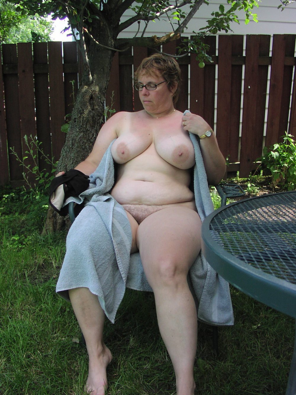 Bare fat women in the country