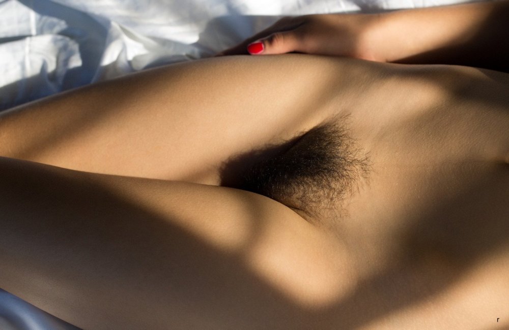 Older women naked on the bed