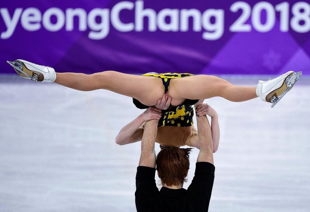 Beautiful naked figure skaters