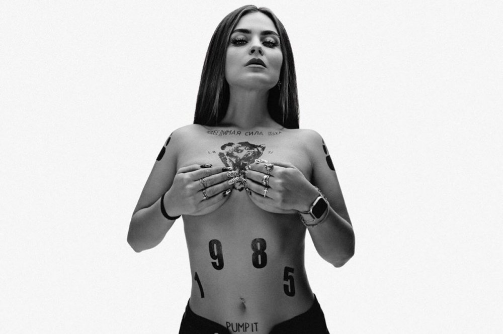 Sonya Tayursk Maxim 2020