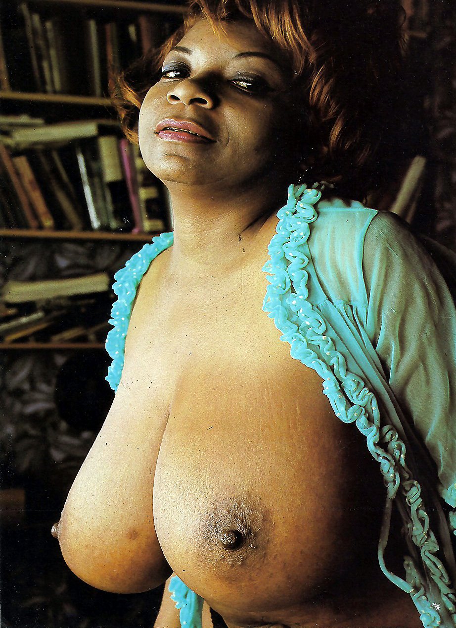 Vintage Big Black Tits - 70 porn photos